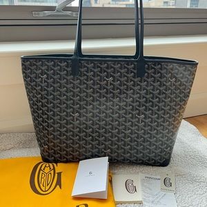 NEW Goyard Artois MM black